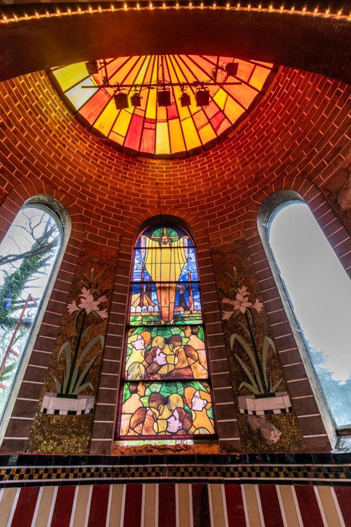 La Chapelle De Verre, Un Lieu Unique Au Monde Ronquieres Exterior foto