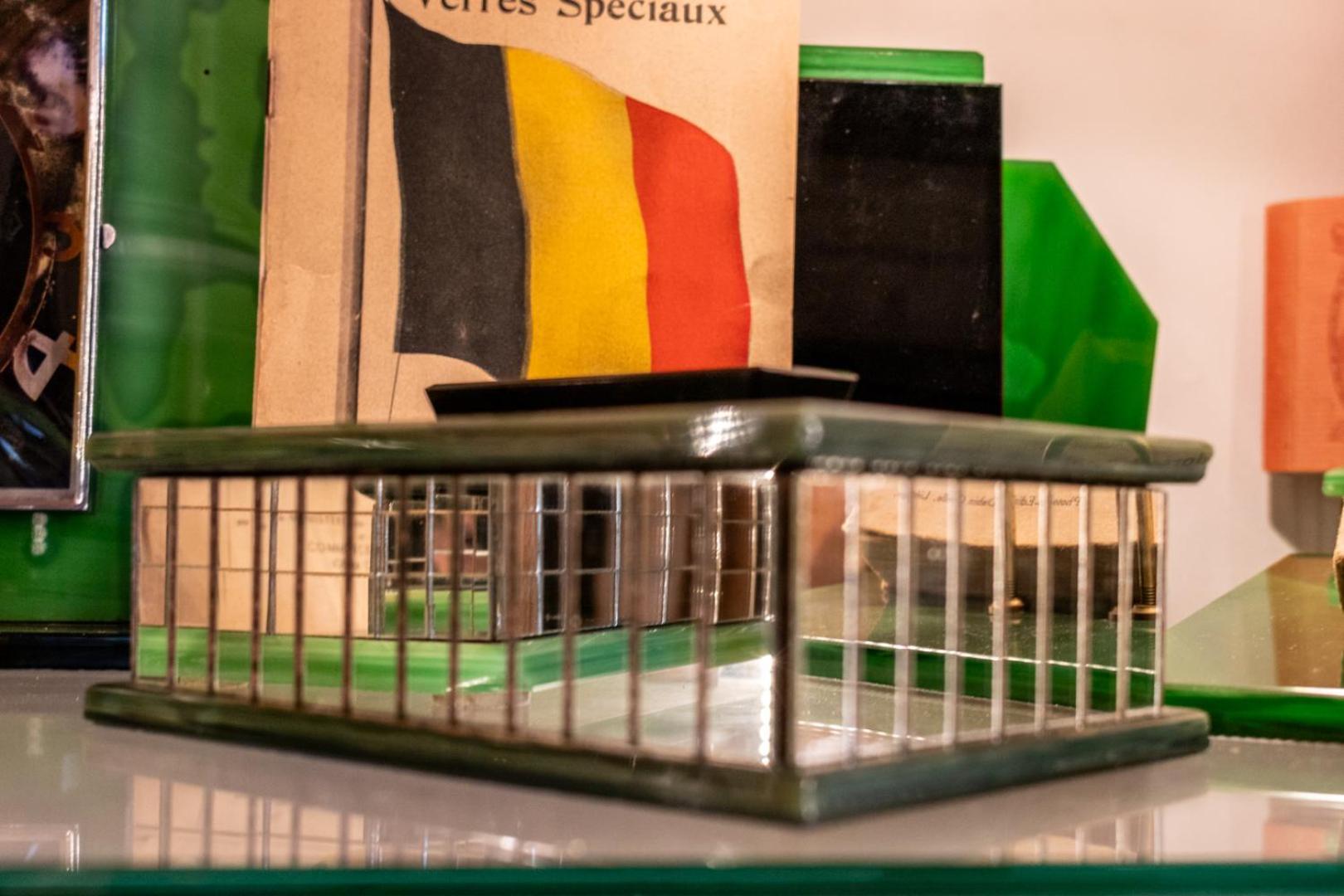 La Chapelle De Verre, Un Lieu Unique Au Monde Ronquieres Exterior foto